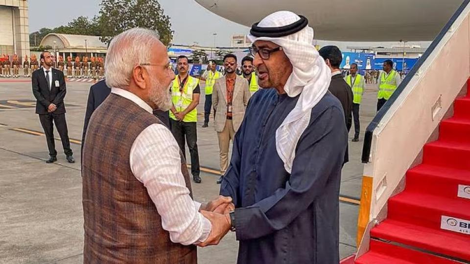 pmmodianduaeprezalnahyanbeginroadshowinahmedabad