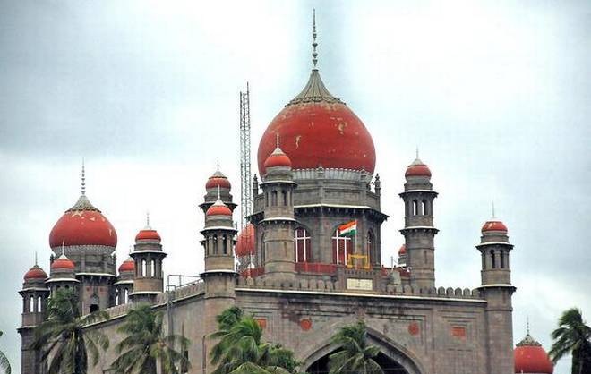 telanganahighcourtissuesnoticestochiefministerandofficialsoverlandallotments