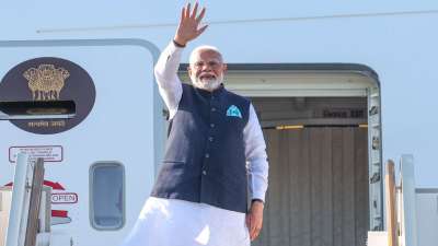 pmmodiarrivesindelhiafterconcludingthreedayusvisit