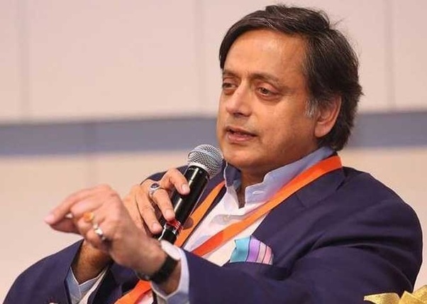 delhicourtagreedtohearcriminaldefamationcomplaintagainstshashitharoorforcommentingagainstpm modi