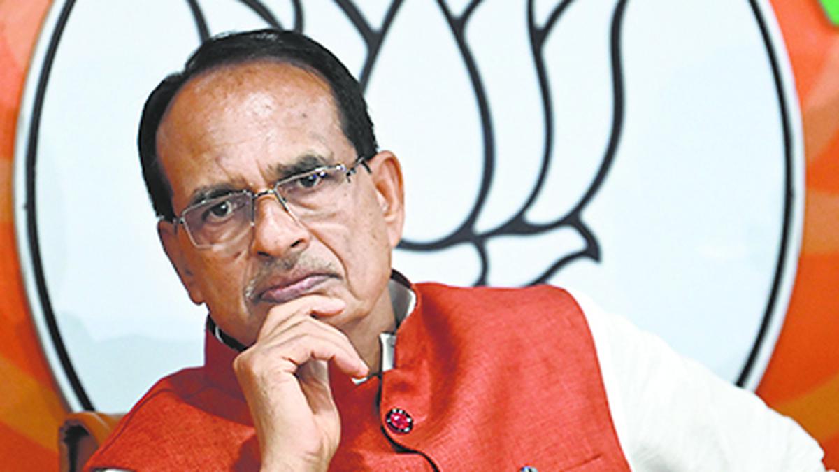 shivrajchouhansayshewouldnotleavemadhyapradeshandwouldcontinuetoservepeopleofthestateincomingdays