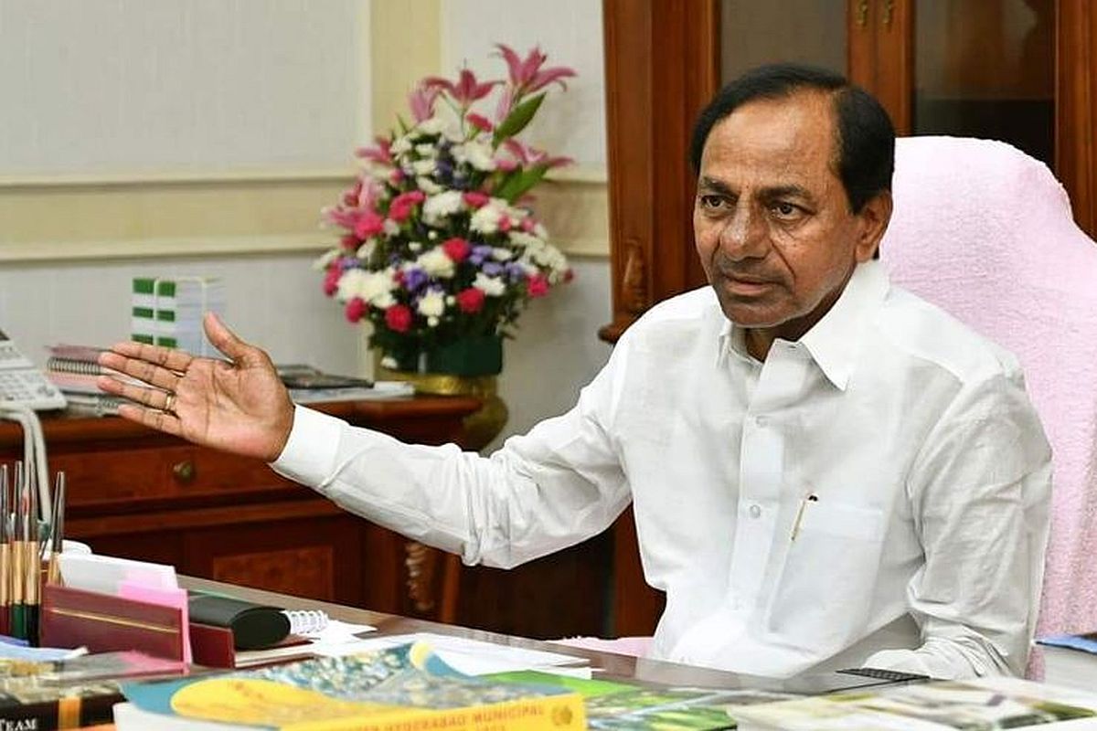telanganacmkcrannouncesbonusofrs368croretosingareniworkers