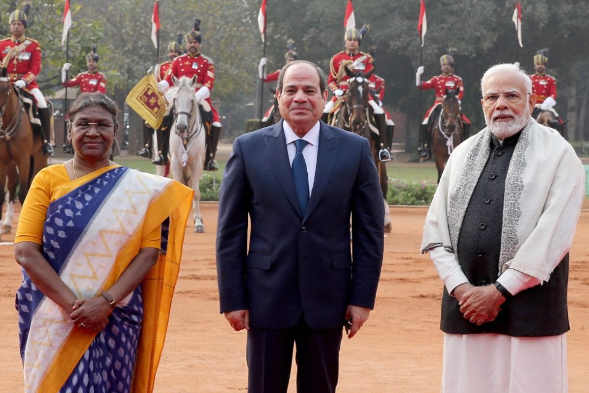 egyptianpresidentabdelfattahelsisiwitnessesrepublicdayparade