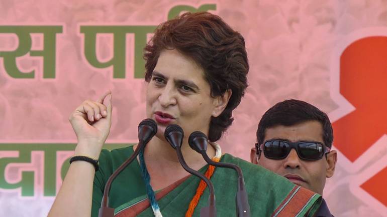 priyankagandhilashesoutatupgovtforfailingtoassuresafetytowomen