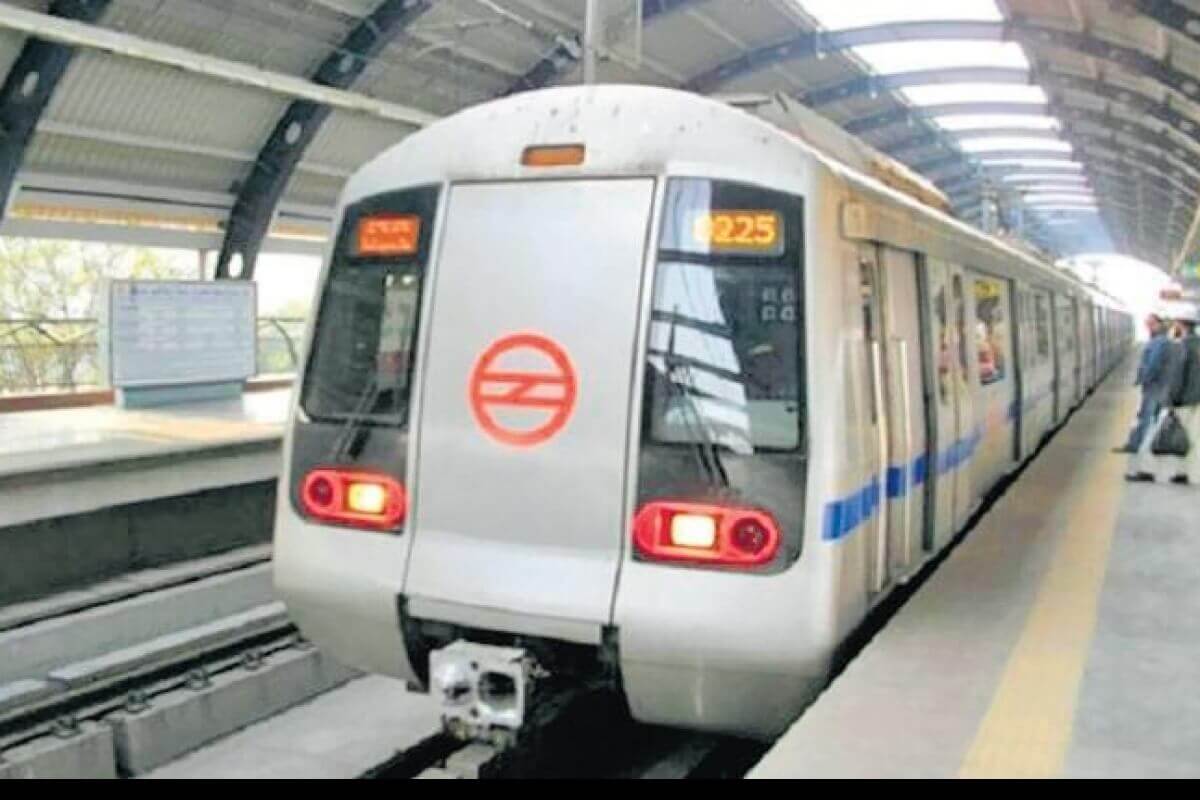 delhimetrosettoresumeoperationsonbluelineandpinklinefromtomorrow