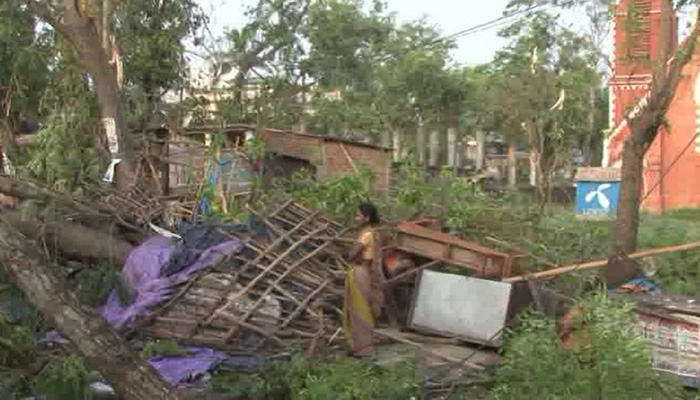 12killedincyclonicstorminbihar