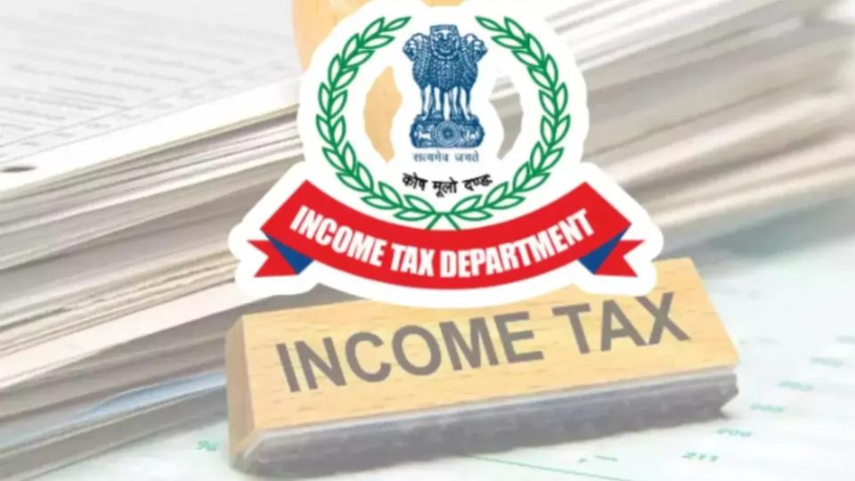 I-T dept to send SMS, emails to 25k taxpayers over undisclosed foreign assets