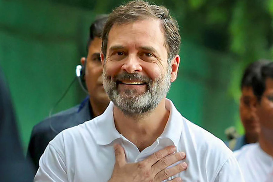 eciissuesnoticetorahulgandhiforobjectionableremarksduringrajasthanassemblyelections