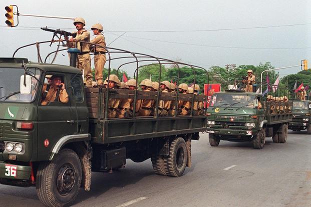 armyfoilsattackbypakistansborderactionteamtwomilitantskilled