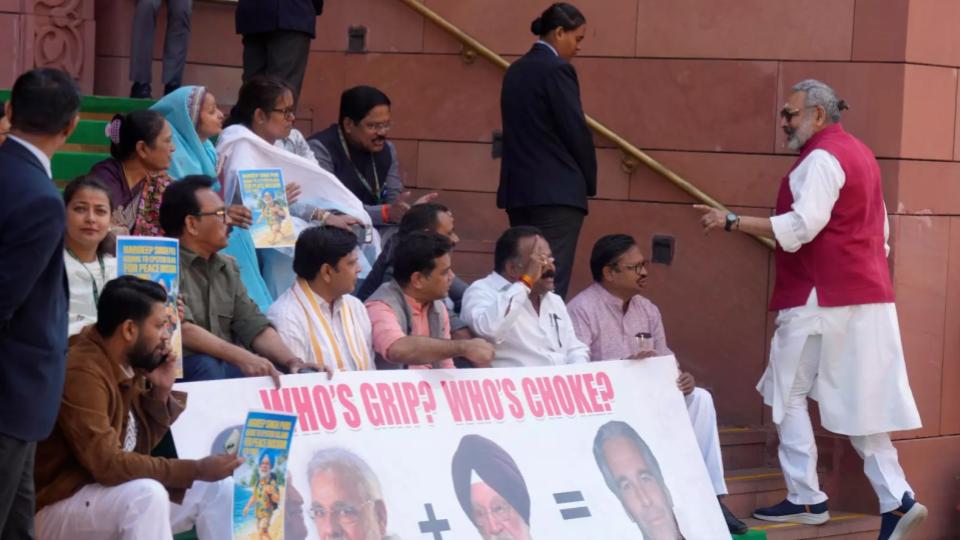 Congress MPs Demand Puri