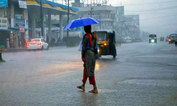 andhrapradesh:heavyrainslashesasdeepdepressioncrossescoast