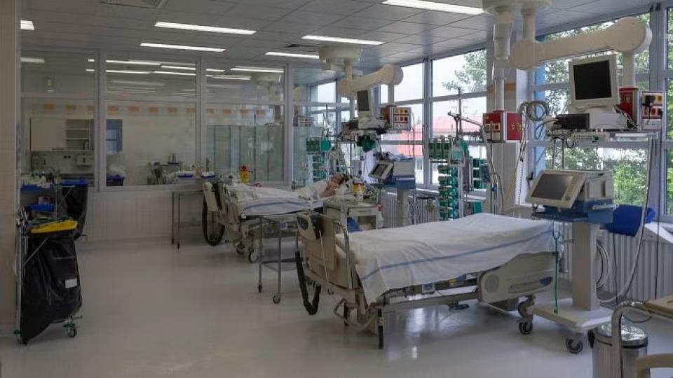 lowmiddleincomeindianfamiliesonehospitalisationawayfromfinancialruins