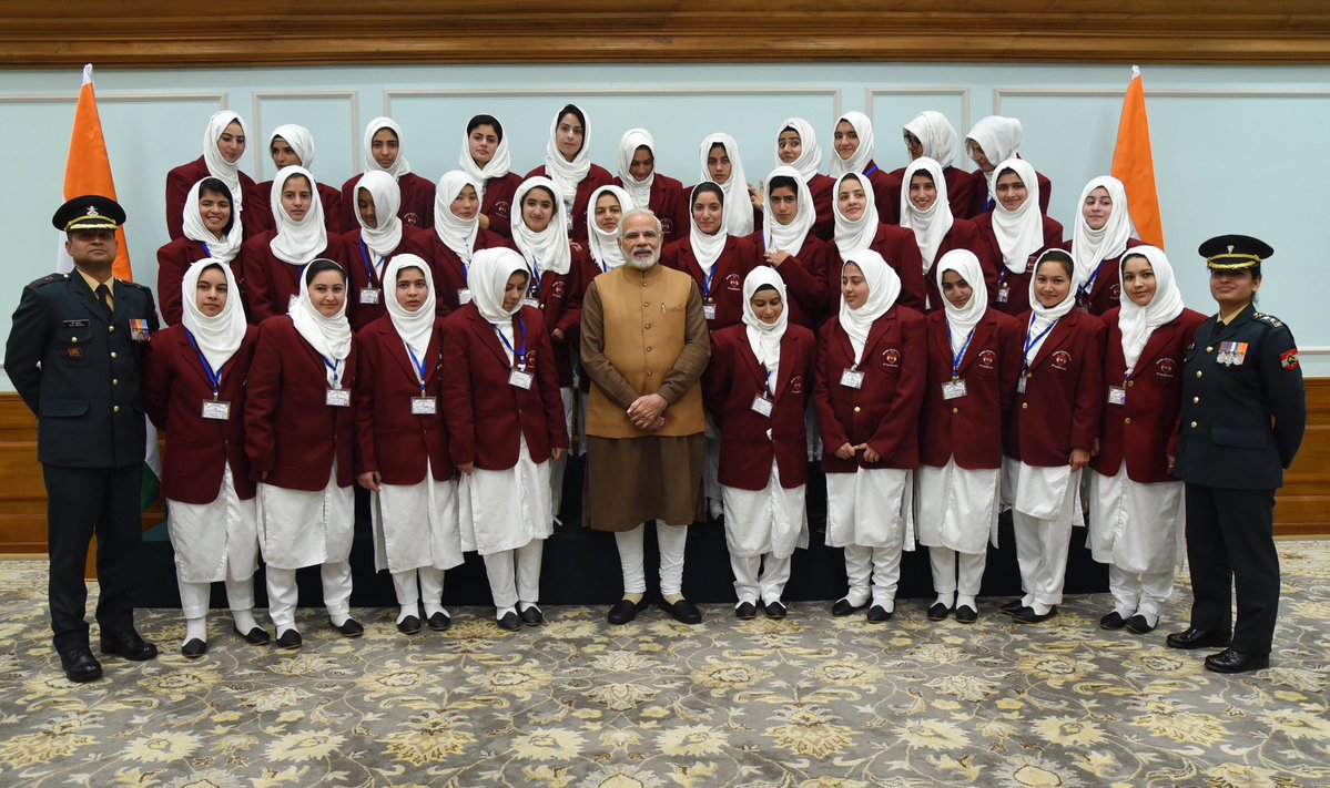 pmmodiinteractswithschoolgirlsfromjammuandkashmir