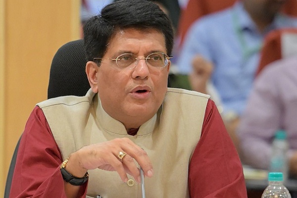 piyushgoyalsaysrailwaysministryisnotgoingtohandoverrailwaystationstoprivatesector