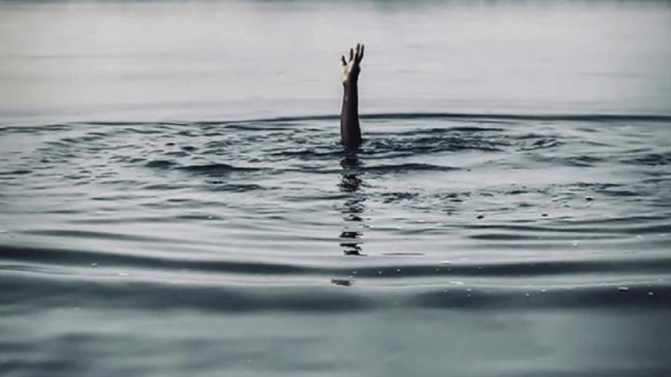 twomedicosdrowninaswollenstreaminapbodiesrecovered