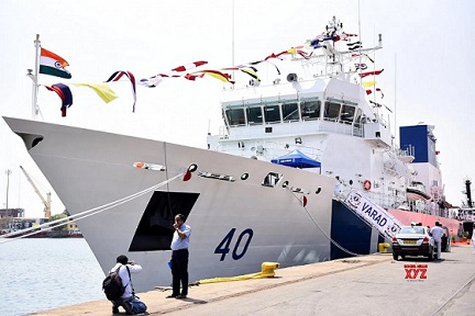 indiancoastguardoffshorepatrolvesselicgsvaradcommissioned