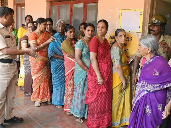 pollingunderwayinchhattisgarhamidtightsecurity