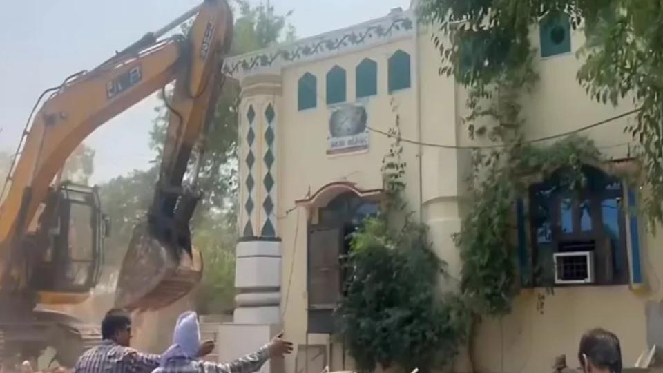 50yroldmosquedemolishedinfaridabad