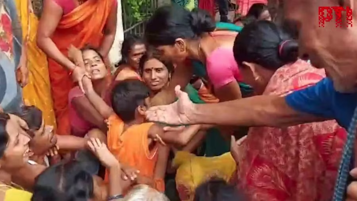 sevendead16injuredinbihartemplestampede