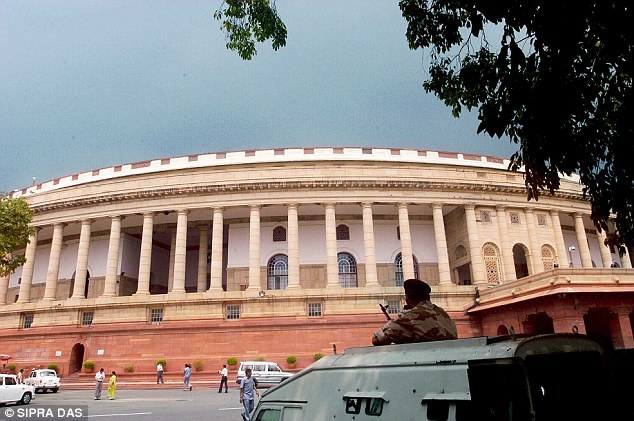 fooditemsinparliamentcanteentobedearerfromtoday