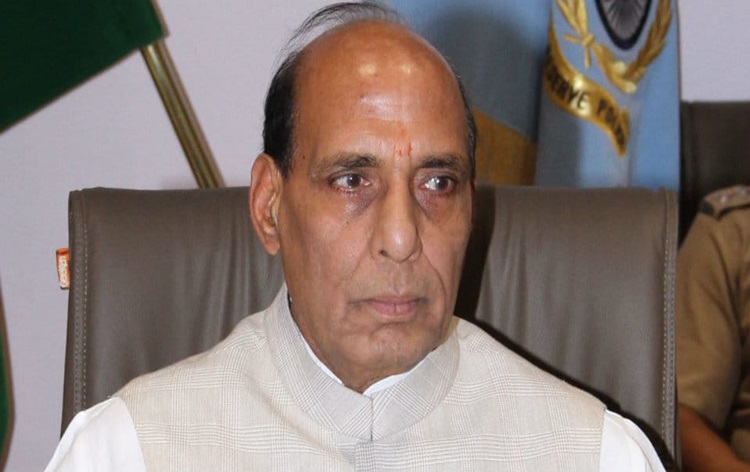 hmrajnathsinghtocelebratedussehrawithbsfpersonnel