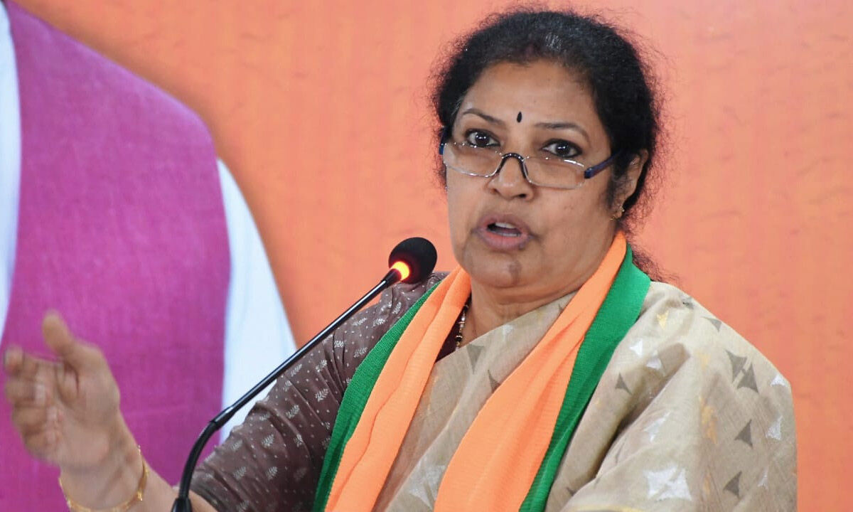 bjplaidfoundationforvizagsdevelopment:purandeswari