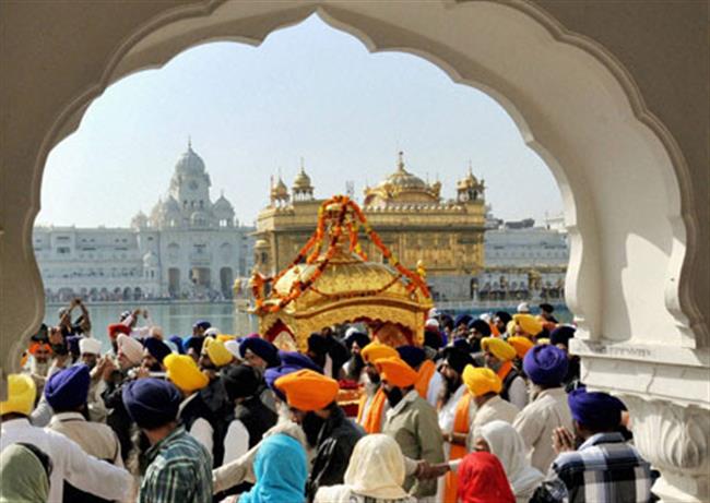 thousandsthronggurudwarasinpunjabtomarkgurupurab