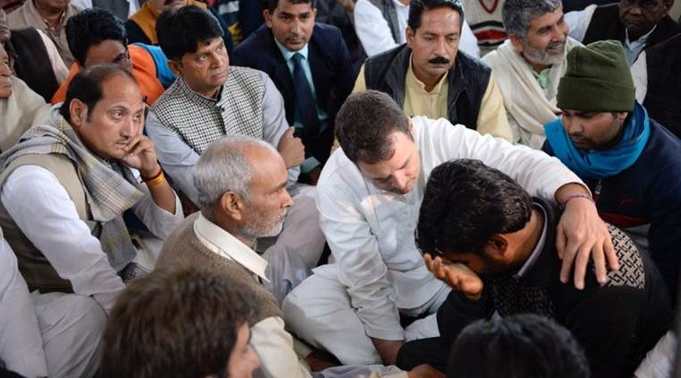 rahulandpriyankagandhivisitfamiliesofcrpfjawanskilledinpulwama