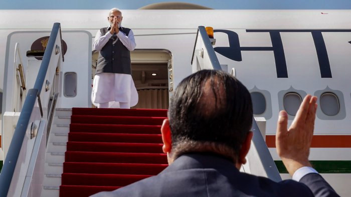 primeministernarendramodireturnstonewdelhiafterlandmarkvisittousandegypt