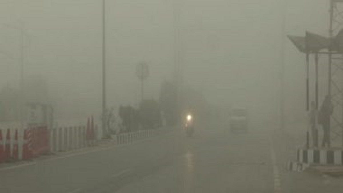 coldwaveconditionscoupledwithdensefogcontinuetosweepnorthindia