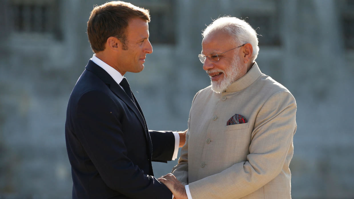 pmmodispeakswithfrenchpresidentmacron