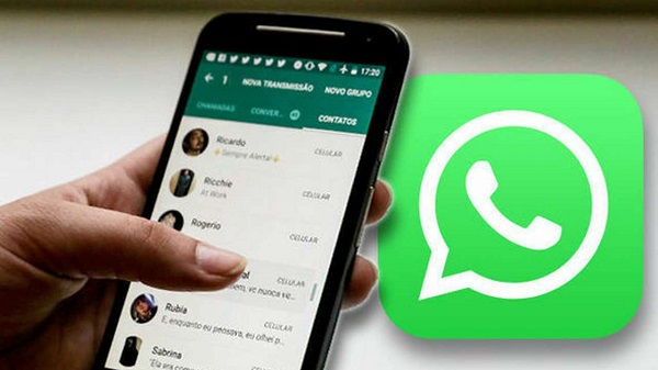 duringonlineclassstudenthacksintoteacher’swhatsapp;