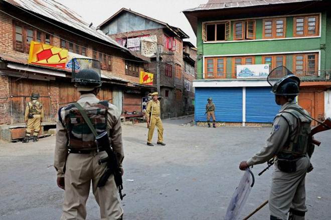restrictionsinsrinagartopreventseparatistprotestmarch