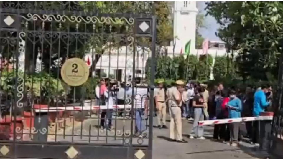 Security Breach at Delhi Assembly, Masked Man In Car Breaks Through Gate