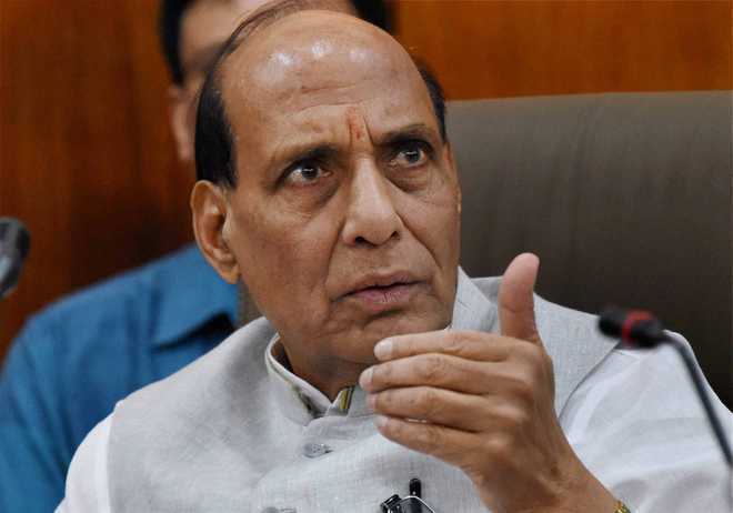 pakistanpmgoingdoortodooraroundworldcreatingcontentforcartoonists:rajnath