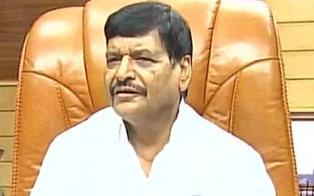 spleadershivpalyadavresignsfromallpartyposts