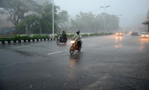 heavyrainlashestamilnadupuducherry