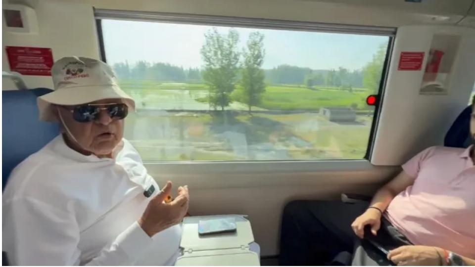 Farooq Abdullah Takes Maiden Ride on Vande Bharat Train