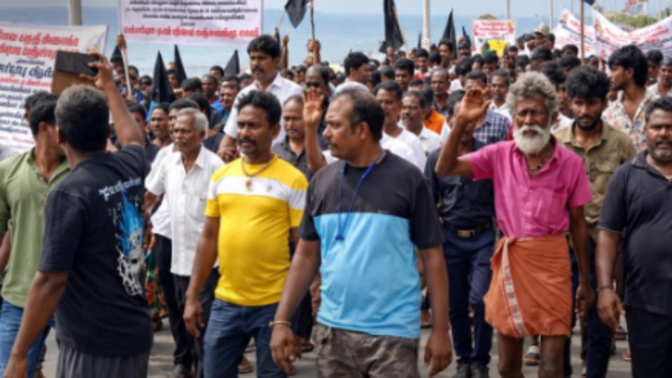 Fishermen Protest Against New Secretariat-Assembly Project in Chennai