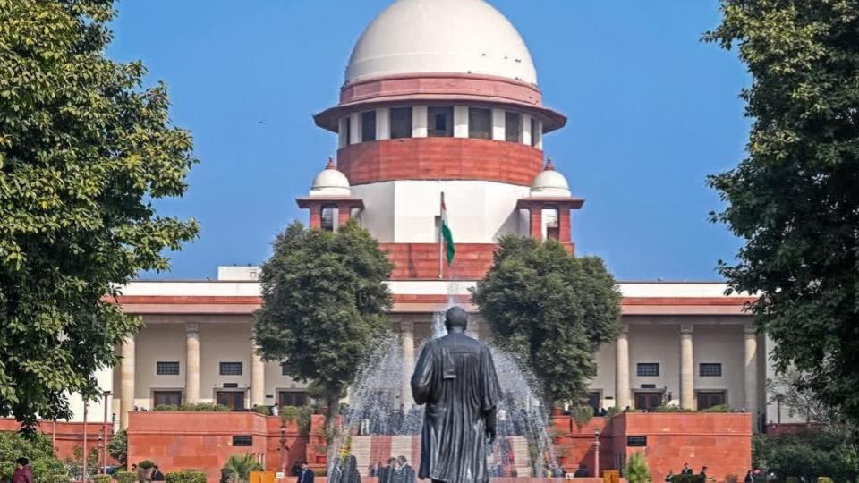 DMK Moves SC Against TVK Over Karur Stampede Remarks
