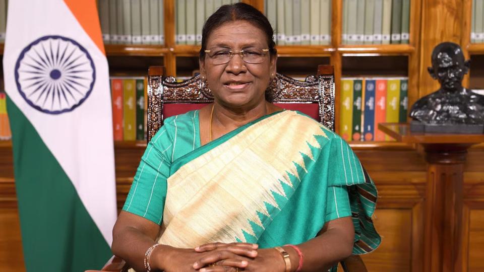 presidentmurmutoembarkon3dayvisittosikkimbeginningtoday