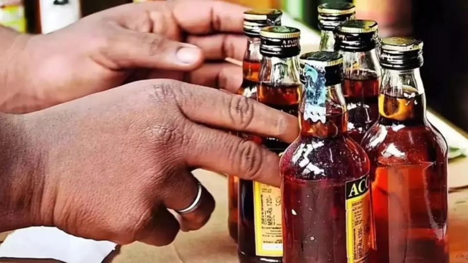 Keralam Sees Rs 279 Cr Liquor Sales in First Three Days 