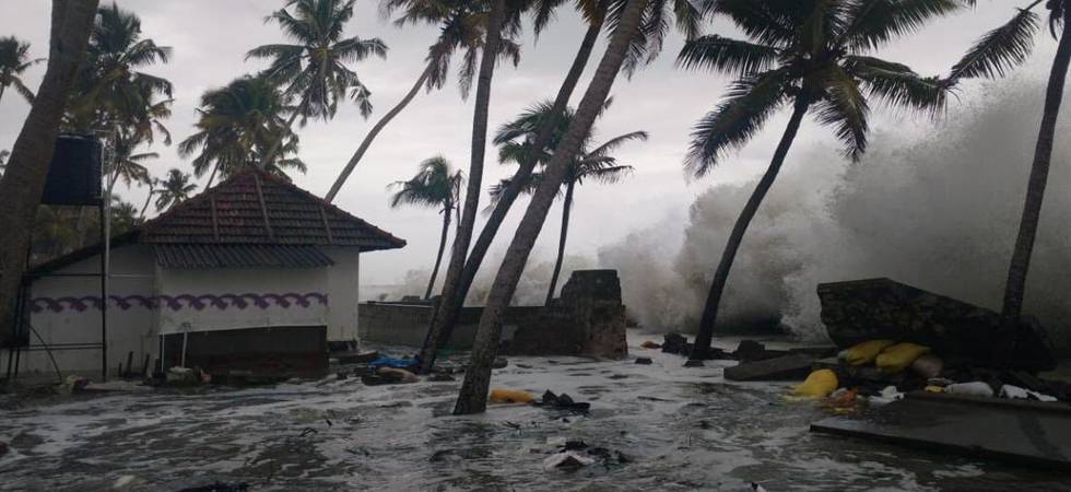 atleast20peoplekilledinlandslidesduetoheavyrainsinkerala