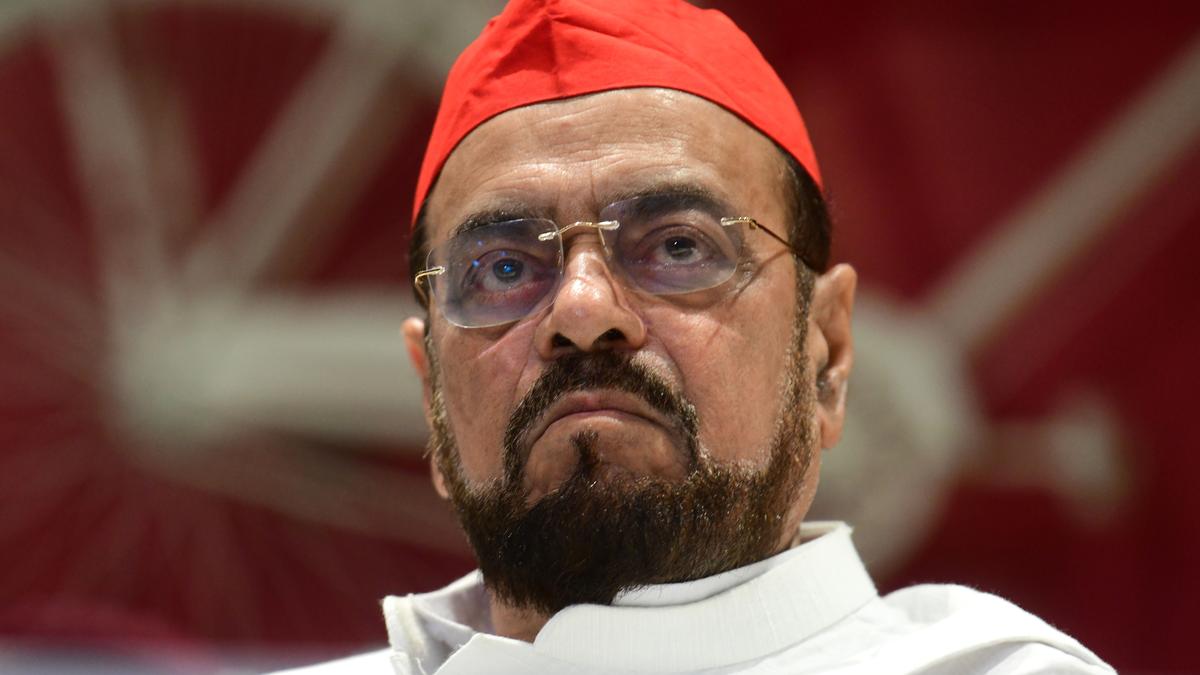 maharashtra:mlaabuazmiwithdrawshisremarksonaurangzeb