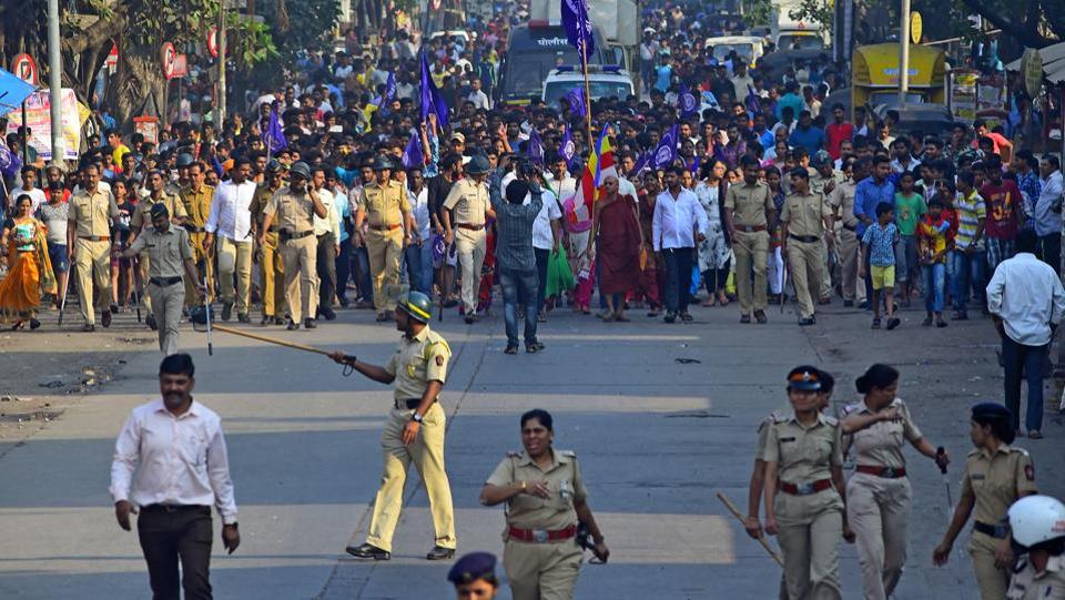 maharashtrabandh:16yearoldstudentkilledinviolence