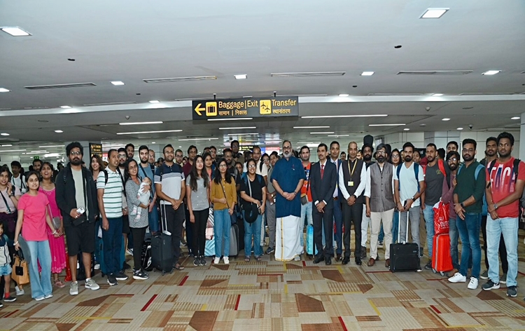 firstflightfromisraelunderoperationajaybringshome212indiannationals