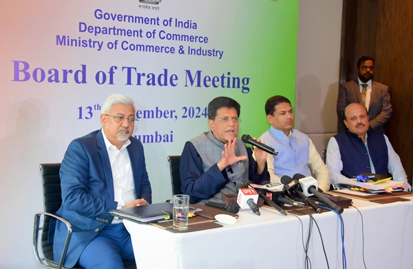 unionministerpiyushgoyalunveilsjansunwaiportalinmumbai