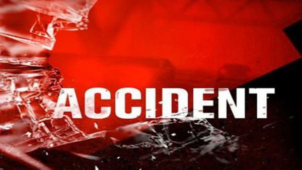 fourkilledinrtcbusaccidentatkakinada