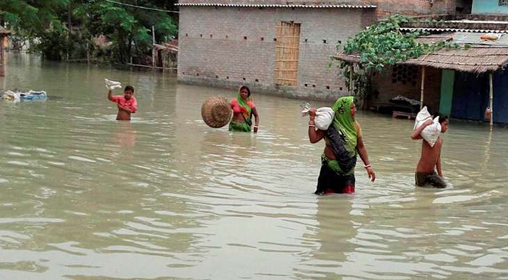 waterlevelstartsrecedinginmanyplacesinfloodhitassam