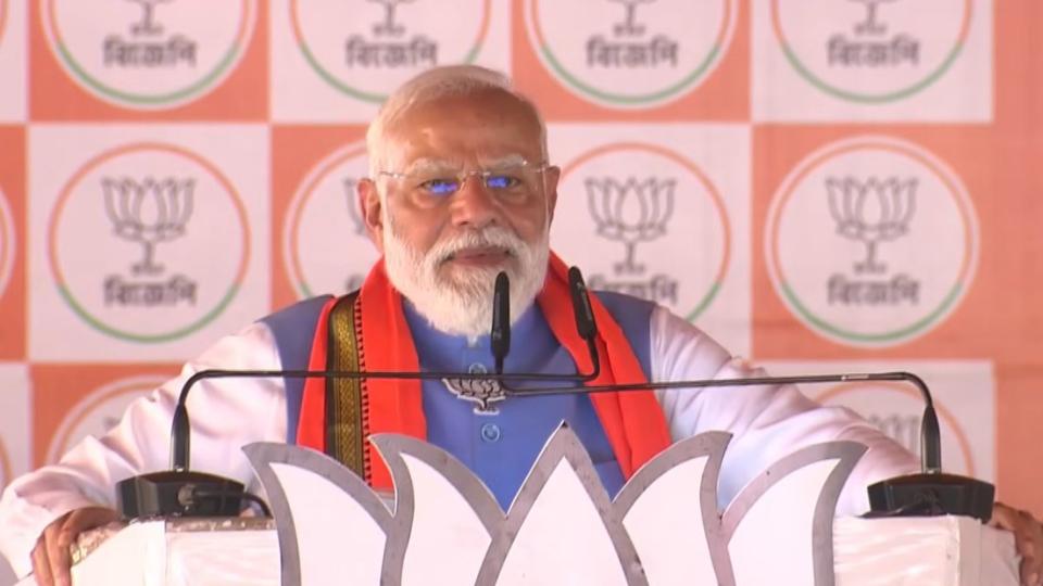 PM Modi Vows White Paper On TMC Corruption, Rs 3k Monthly Aid For Women